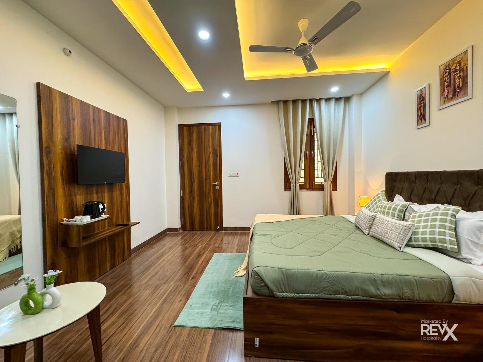 Guru Sadan A Luxe Stay Ayodhya Bagian luar foto