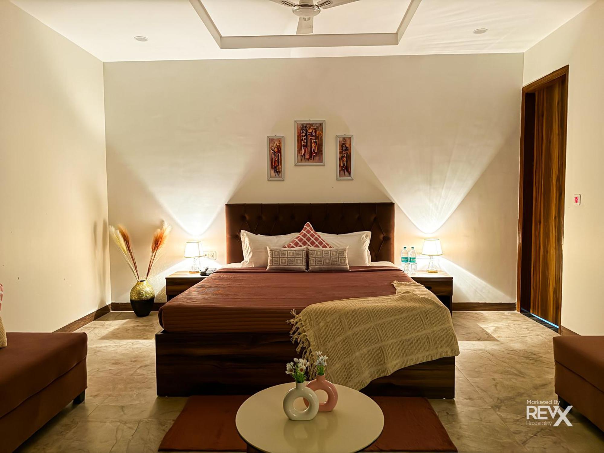 Guru Sadan A Luxe Stay Ayodhya Bagian luar foto