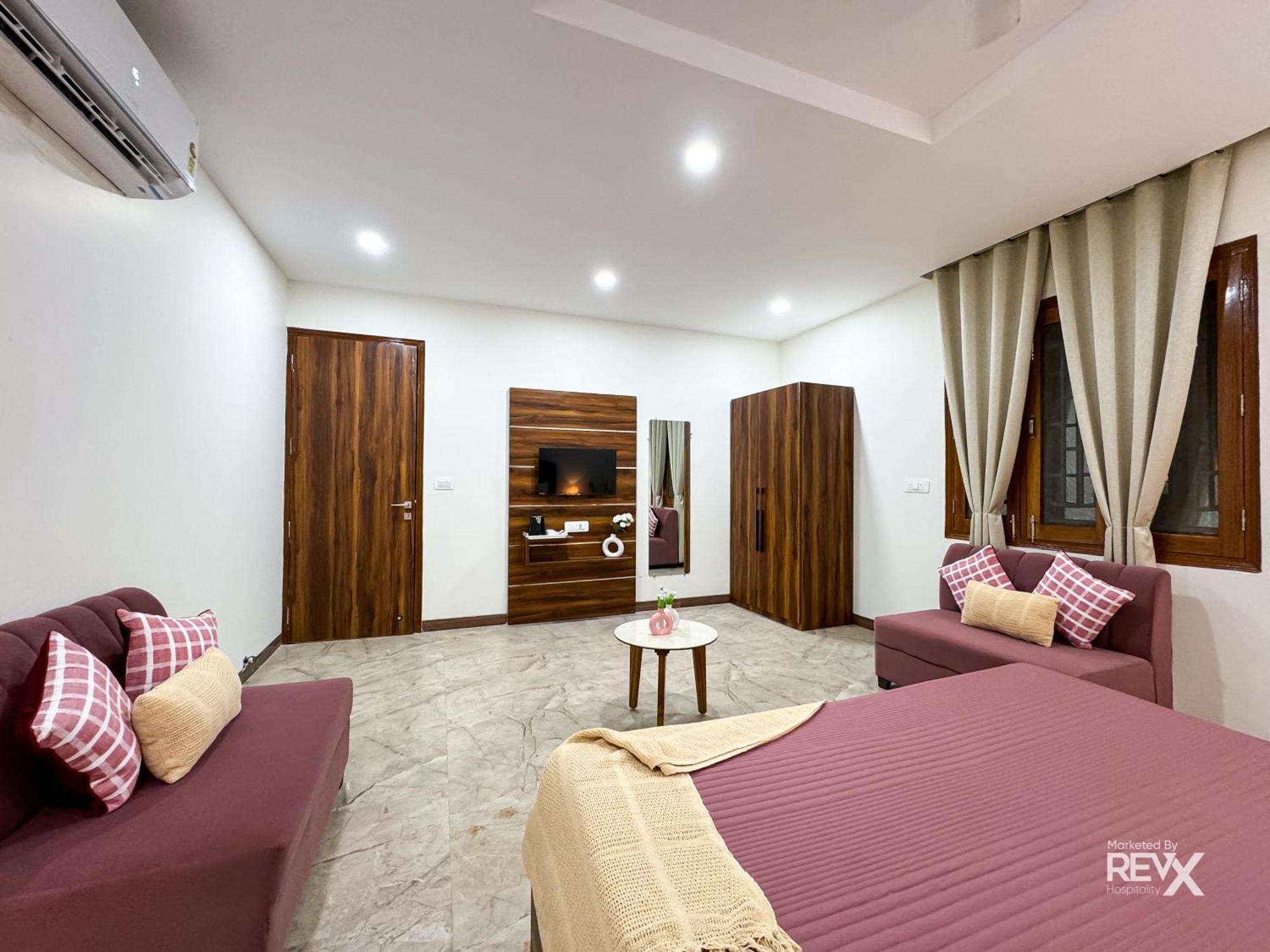 Guru Sadan A Luxe Stay Ayodhya Bagian luar foto