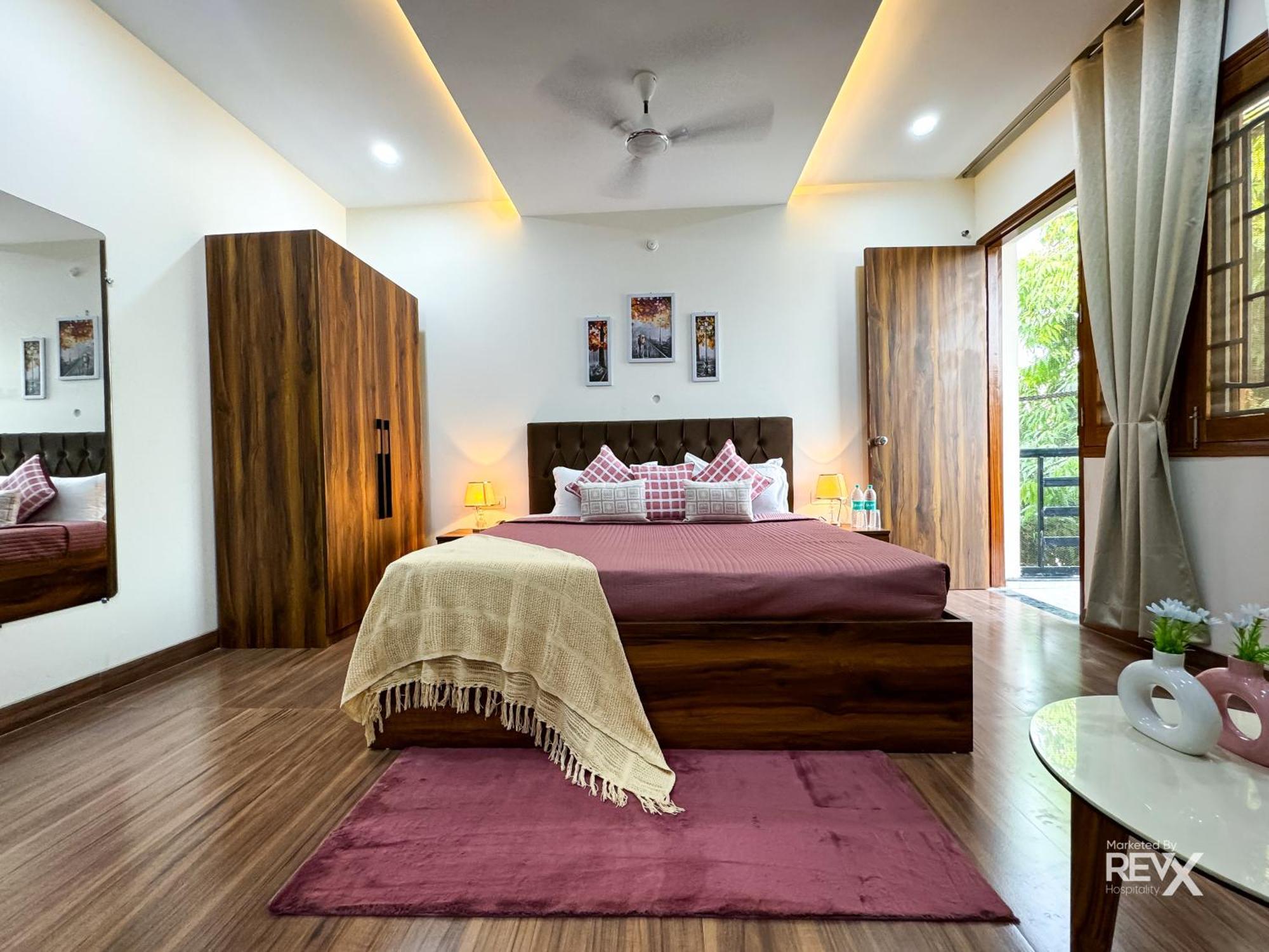 Guru Sadan A Luxe Stay Ayodhya Bagian luar foto